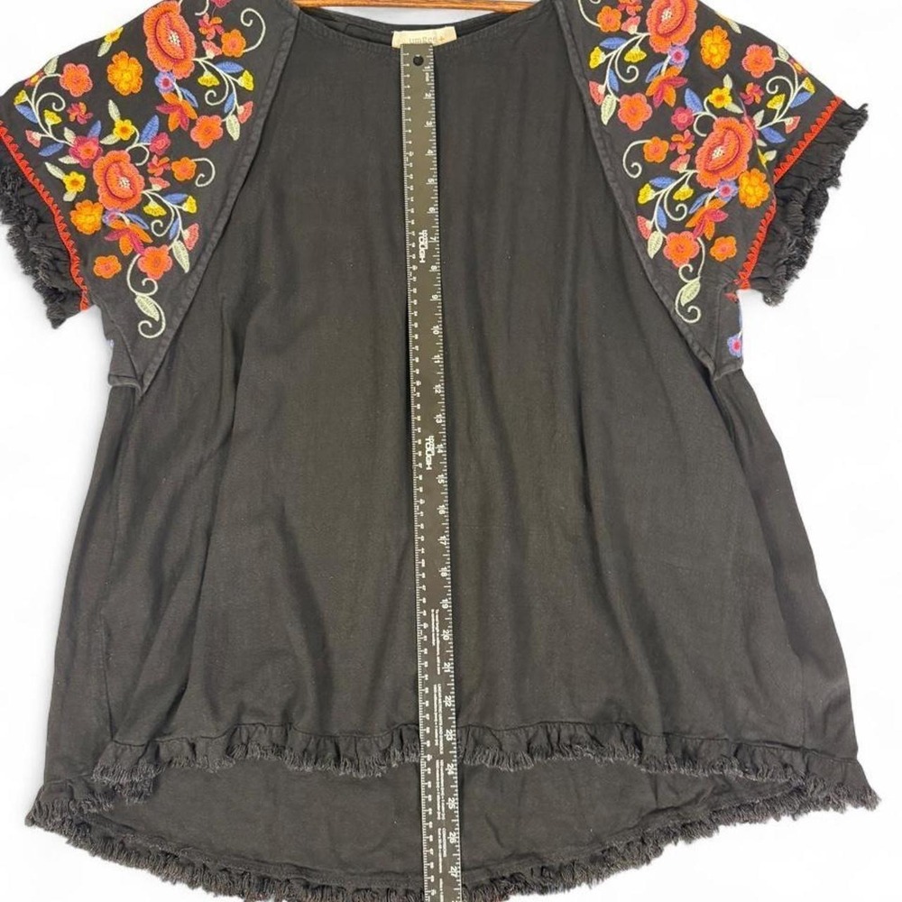 Umgee Black Embroidered Linen Cotton Blend Boho Top 1XL Floral Fringe - Picture 6 of 6